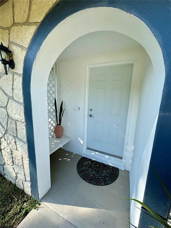 Building Photo - 2208 Valleybrook Ave