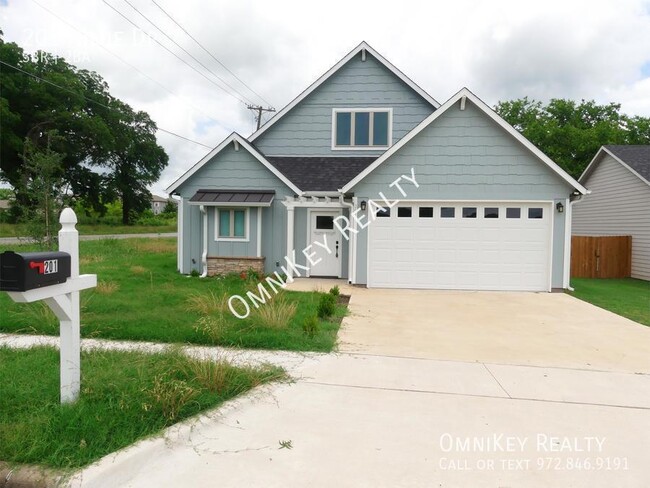 Primary Photo - 201 Hilre Dr