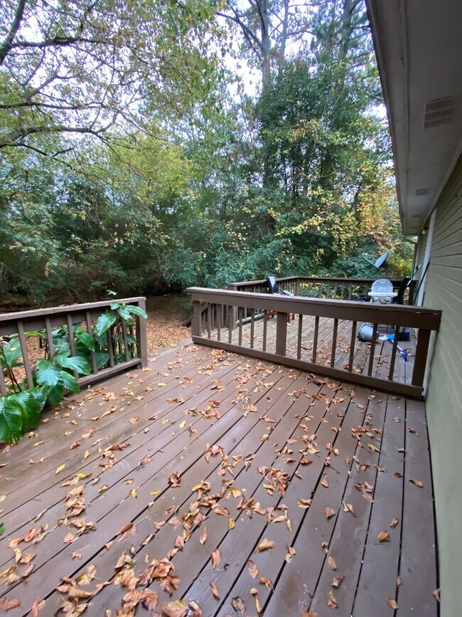 Building Photo - 111 Loblolly Dr