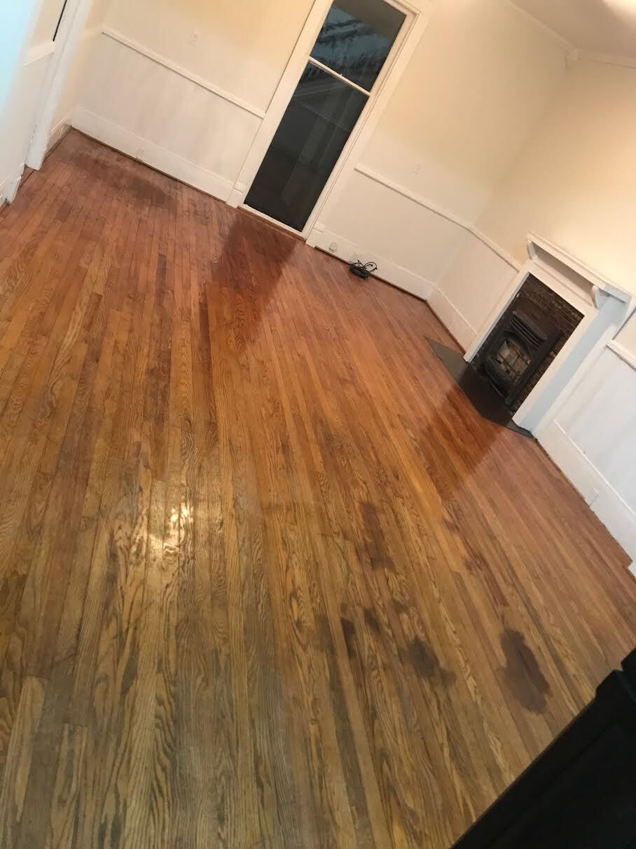 Building Photo - 526 Monroe St