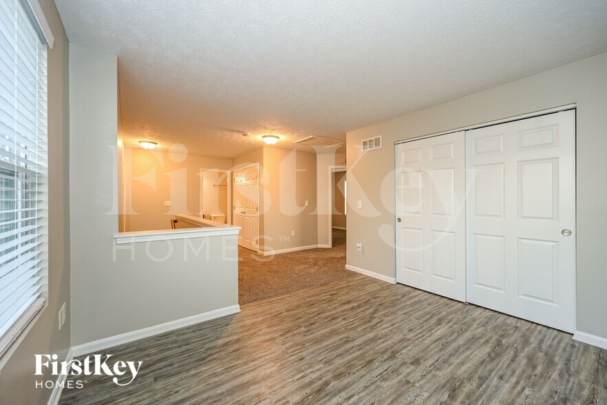 Building Photo - 7831 Healy Dr