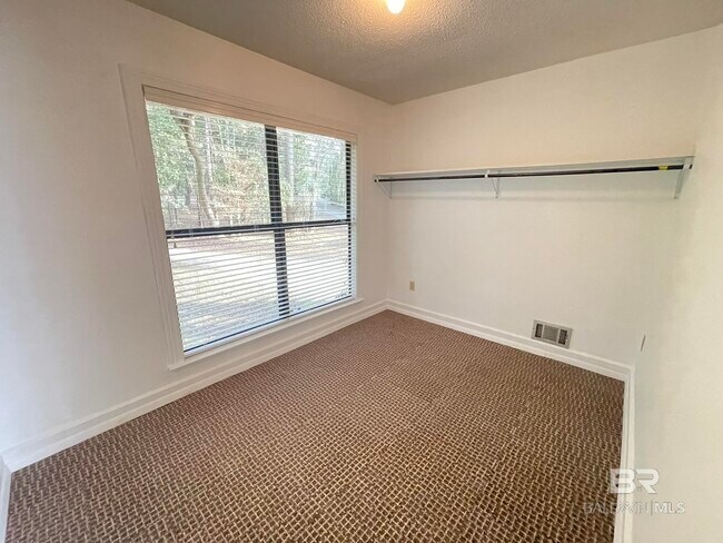 Building Photo - 6621 Purvis Rd