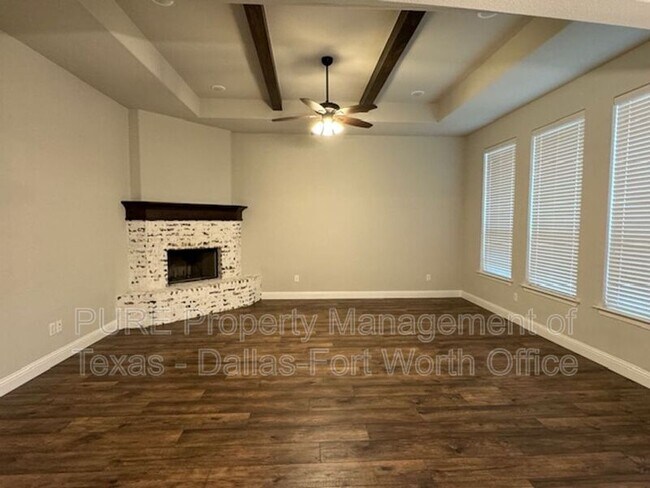 Building Photo - 1612 Town Creek Cir