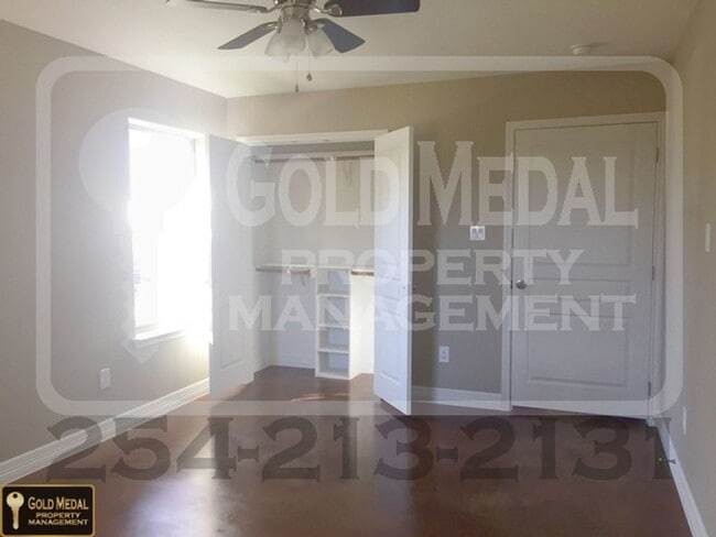 Building Photo - 1017 S 9th St