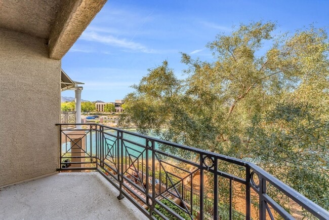 Building Photo - Elevated Summerlin Living Near TPC Summerlin