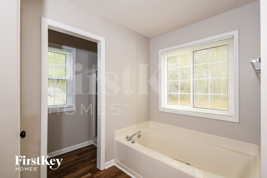 Building Photo - 3106 Andora Trail NW