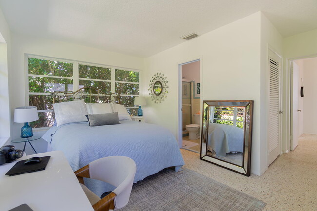 Building Photo - 651 Ocean Inlet Dr