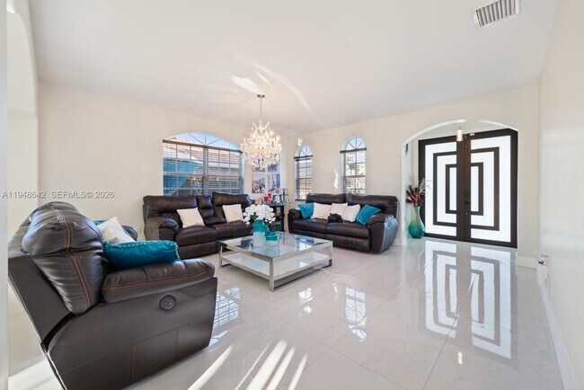 Building Photo - 1360 SW 142nd Ave