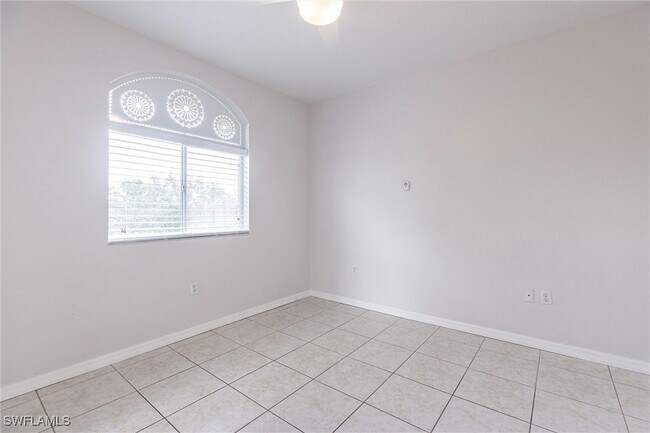 Building Photo - 6490 Aragon Way