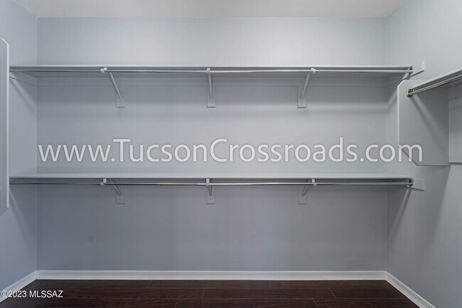 Building Photo - 1254 W Versilia Dr