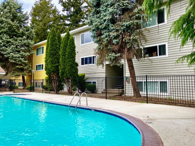 Primary Photo - Images Springcreek Apartments