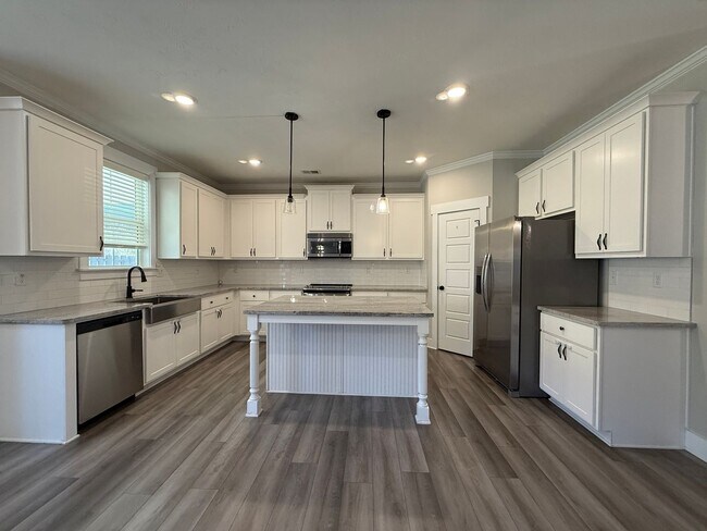 Building Photo - Spacious 4BR/3.5BATH home in the Wrights Farm neighborhood of Grovetown, GA - Available now!!