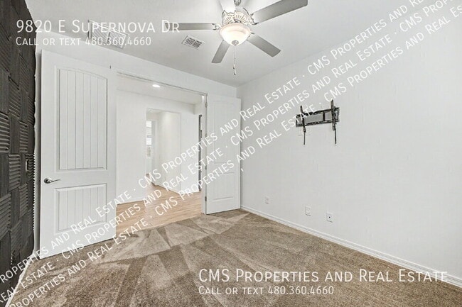 Building Photo - 9820 E Supernova Dr