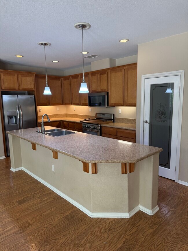 Building Photo - 34284 Canyon Rim Dr