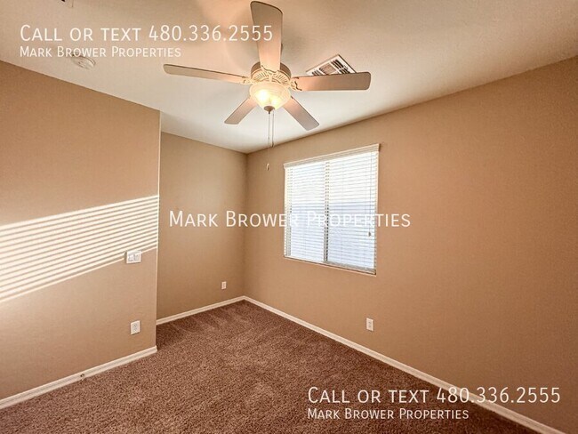 Building Photo - 1124 W Fir Tree Rd