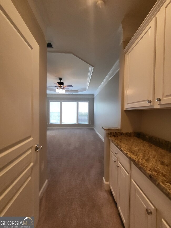 Building Photo - 6411 Hickory Springs Cir