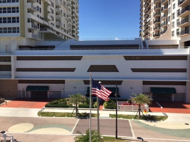 Building Photo - 111 Briny Ave