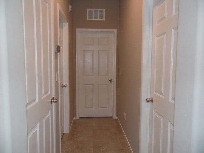 Building Photo - Mountains Edge - Watermarke