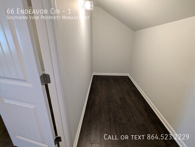 Building Photo - 66 Endeavor Cir
