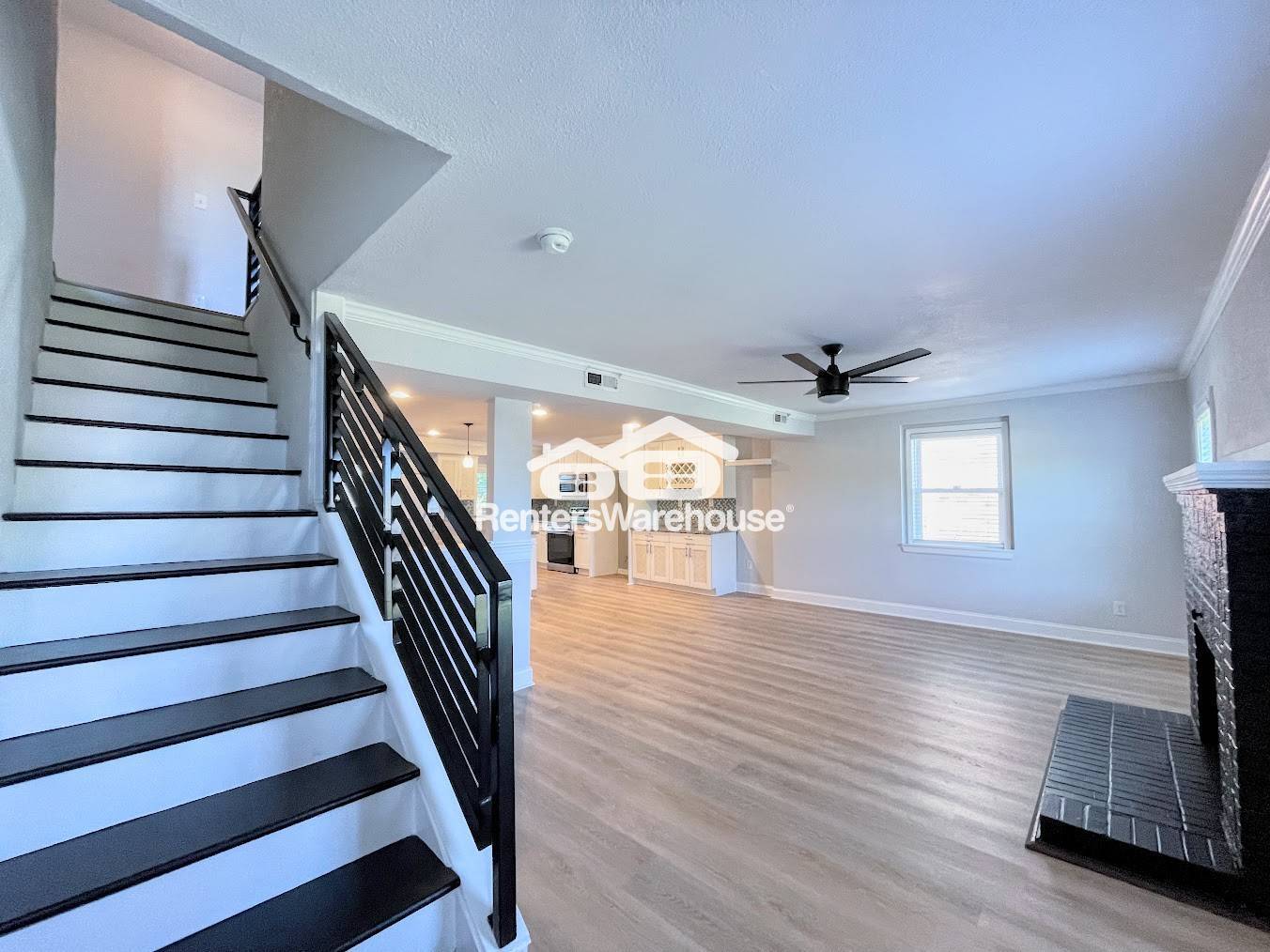 Building Photo - 2423 E Virginia Beach Blvd