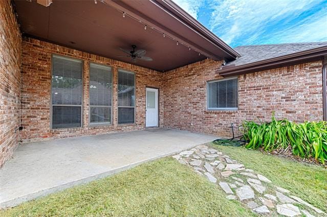 Building Photo - 752 Trails End Cir