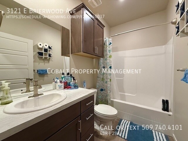 Building Photo - 3121 E Brierwood Ave