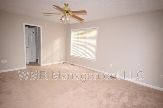 Building Photo - 771 Coachman Way