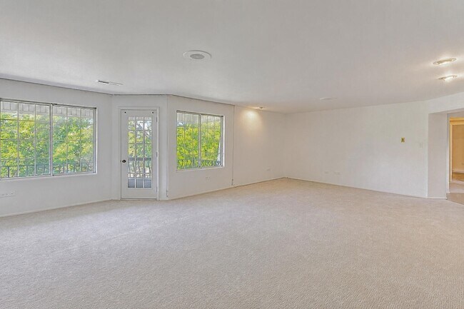 Building Photo - 8750 Harrison Ave