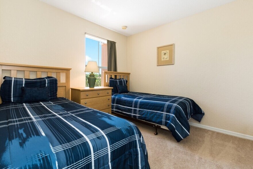 Building Photo - 2702 Impala Ln