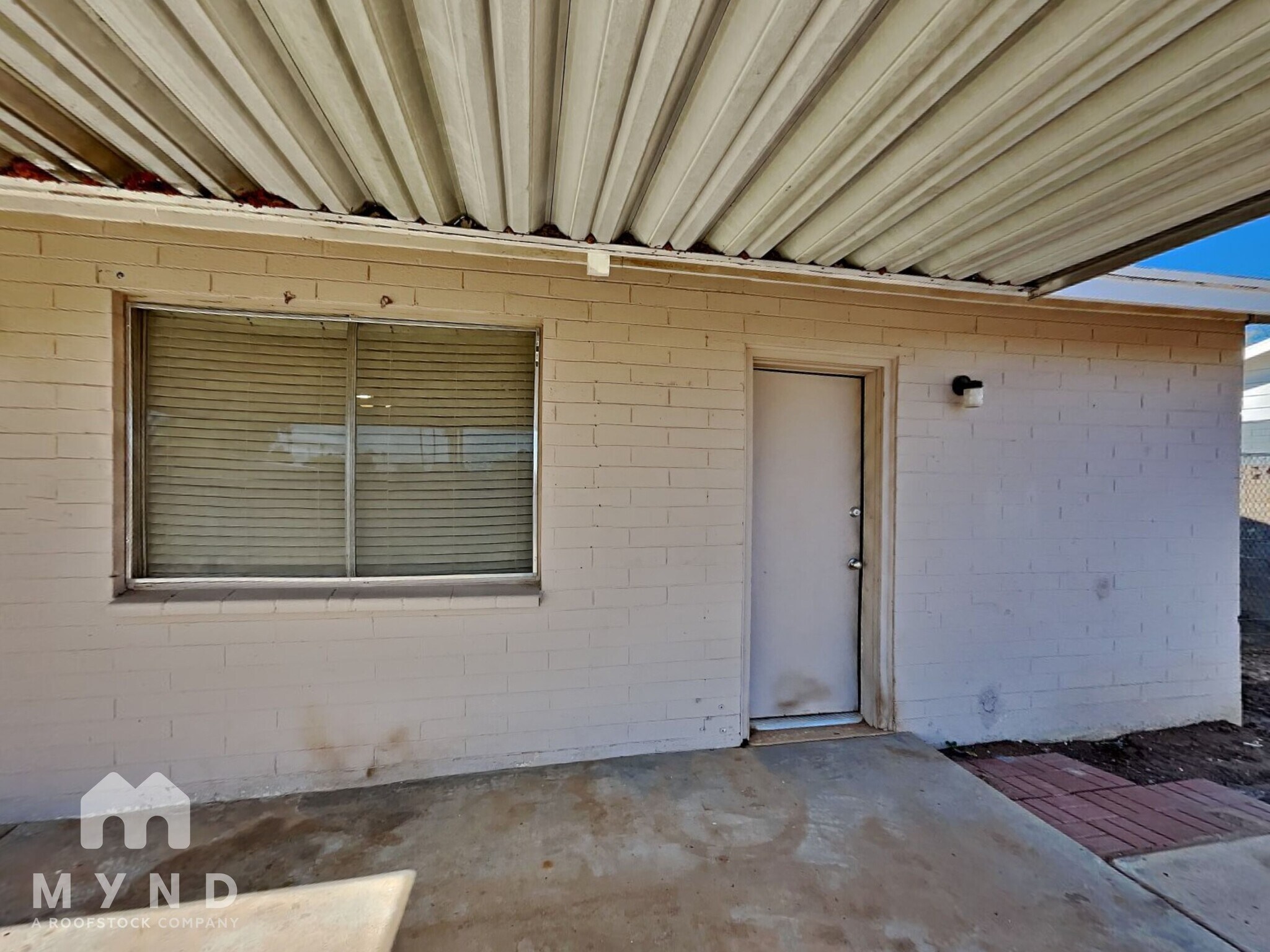 Building Photo - 5619 N 61st Cir