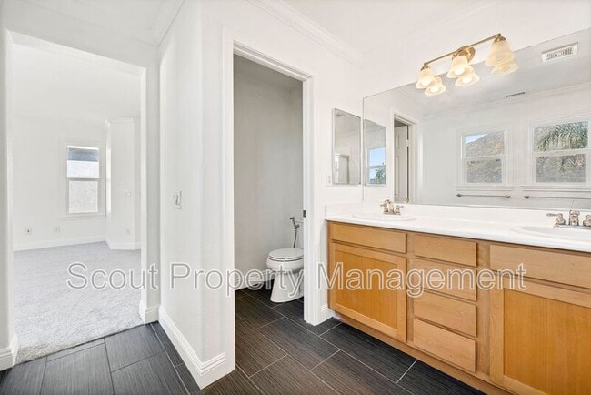 Building Photo - 33554 Cedar Creek Ln