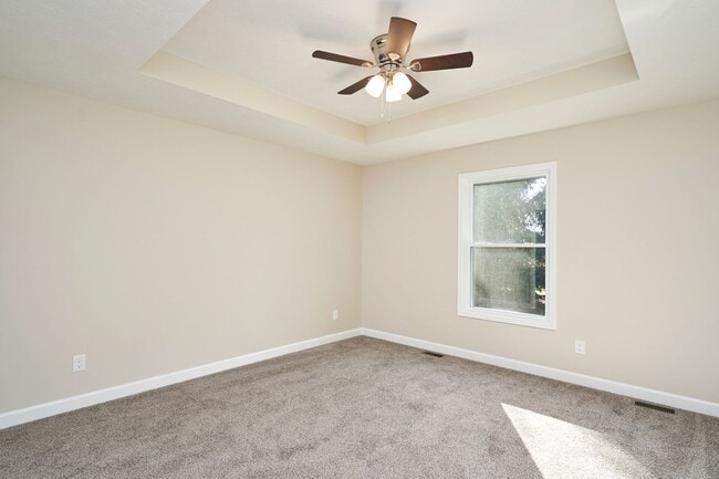 Building Photo - 5048 Catawba Pl Ln