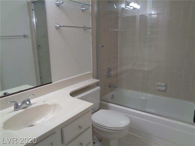 Building Photo - 2807 Tulip Ct