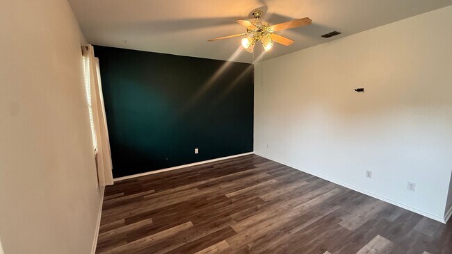Building Photo - 2905 Hudson Crossing