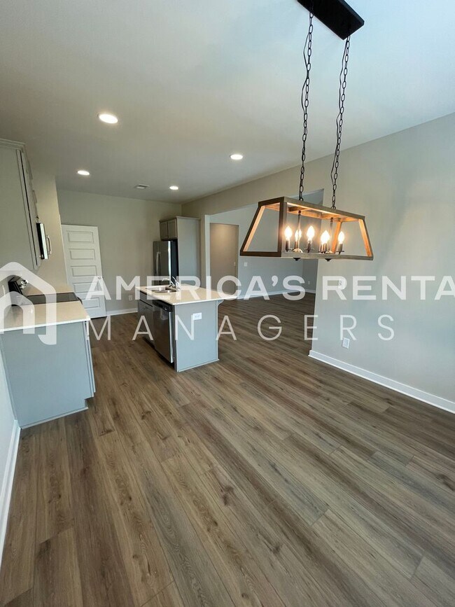 Building Photo - Home for Rent in Brookwood, AL!!! View wit...