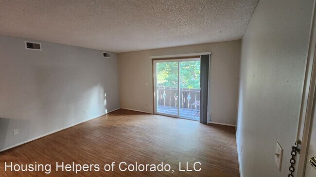 Building Photo - 2 br, 1 bath House - 3250 Oneal Circle #E25