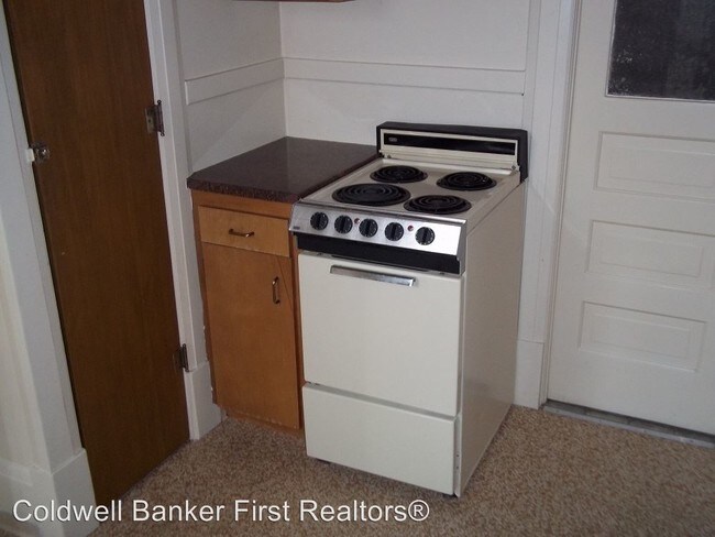 Building Photo - 14 N Clinton St