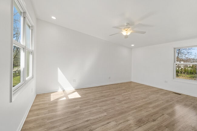 Building Photo - 26034 W 127th St