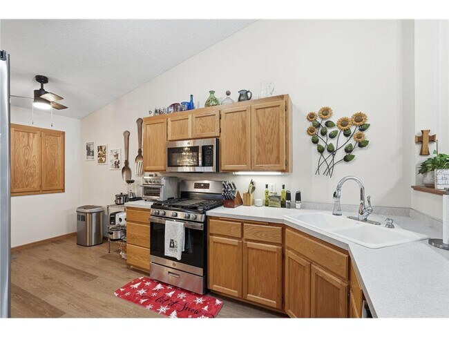 Building Photo - 3909 93rd Ave N