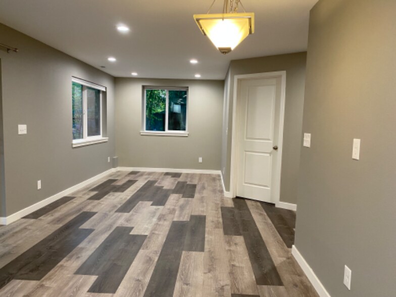 Building Photo - 26130 121st St Ct E