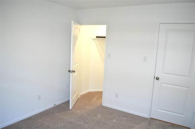 Building Photo - 1524 Marley