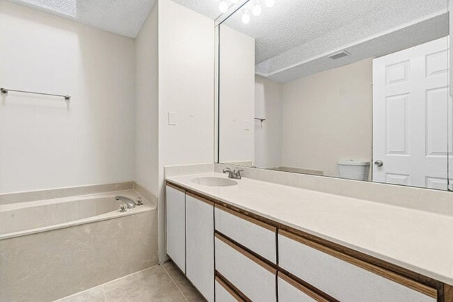 Building Photo - 9770 Nickels Blvd