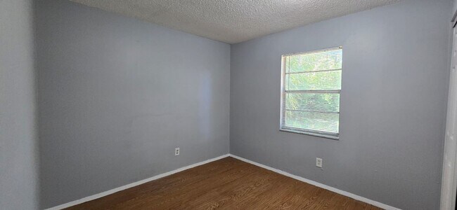 Building Photo - 3/1 Jordan Park available now