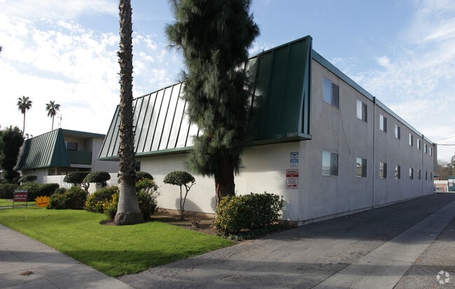 Primary Photo - Concorde Apartments