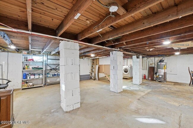 Building Photo - 674 Park Ave