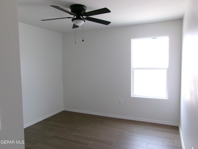 Building Photo - 5960 Mohegan Sun St