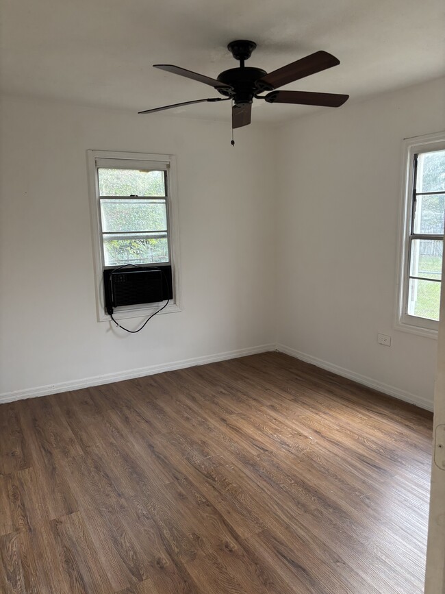 Building Photo - 1764 E 26th St