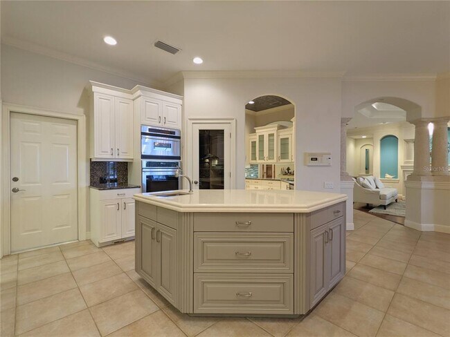 Building Photo - 7460 Paurotis Ct