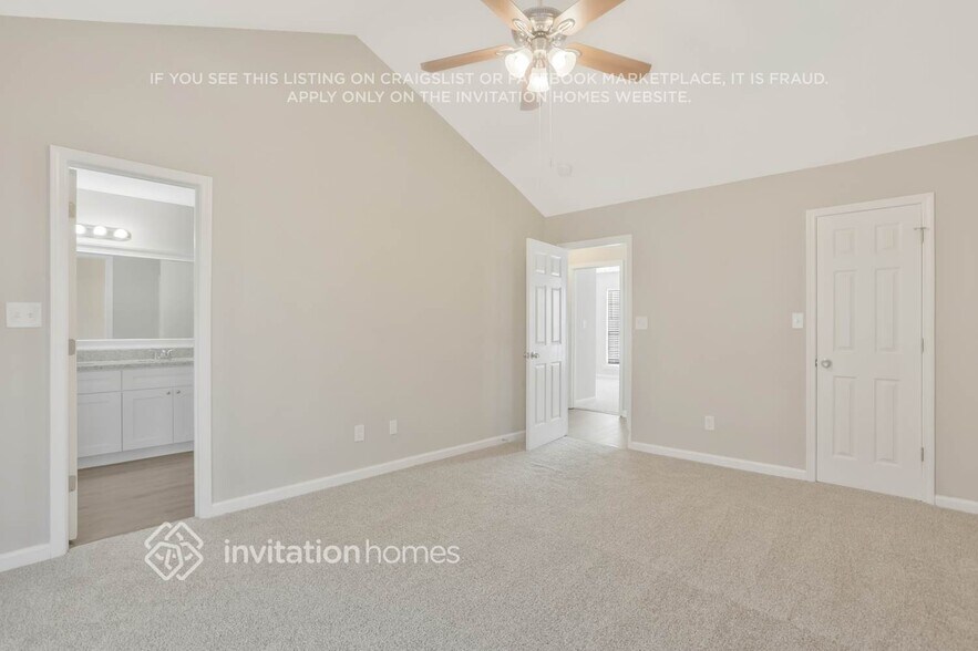 Building Photo - 655 Durham Ridge Dr NW