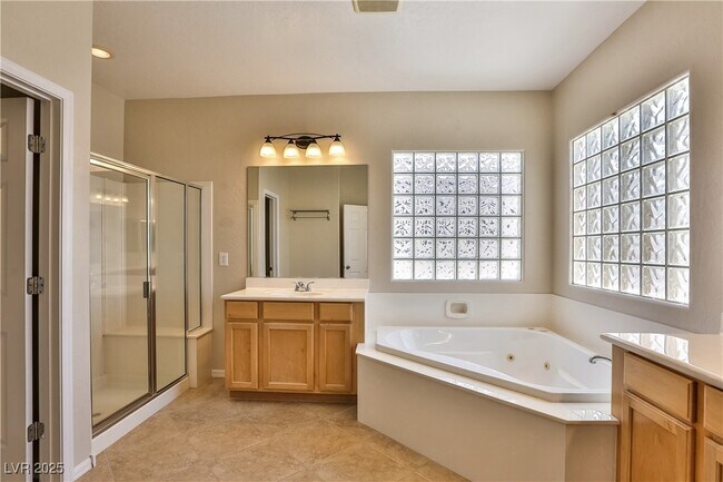 Building Photo - 2687 Bothwell Pl